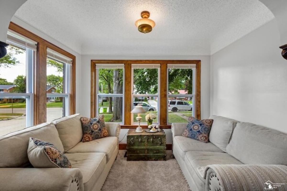 5 bedrooms House in Flat Rock, USA No. 424188