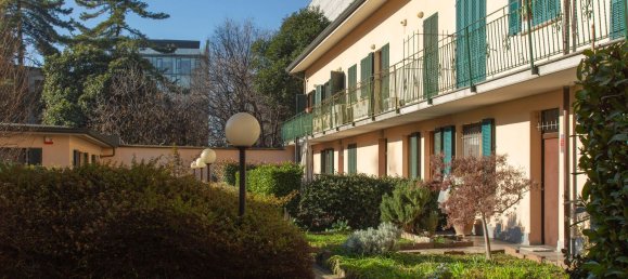 2-salle Appartement à Milan, Italy No. 259069 11