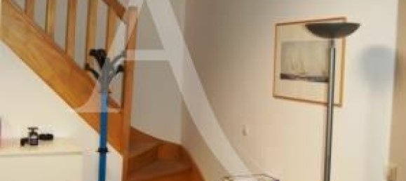 212m² Commercial property in Blois, France No. 80175 3