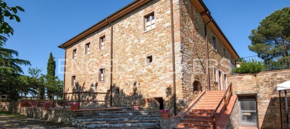 8 bedrooms House in Bucine, Italy No. 180912 7