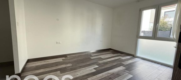 4 bedrooms House in Saint-Julien, France No. 334876 4