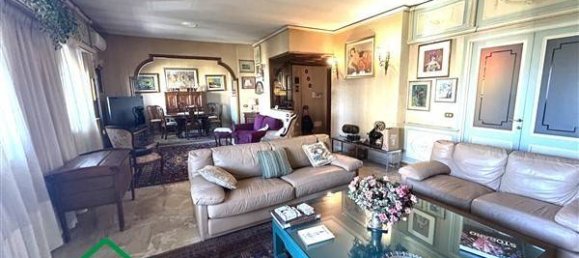 3 bedrooms Apartment in Rome, Italy No. 311764 17