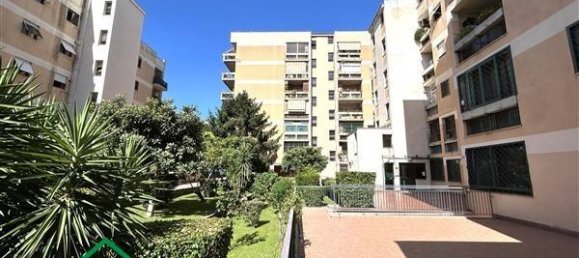 3 bedrooms Apartment in Rome, Italy No. 311764 5