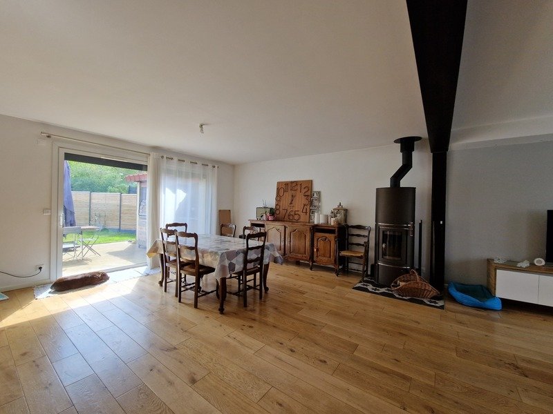 5 bedrooms House in Etampes, France No. 198413