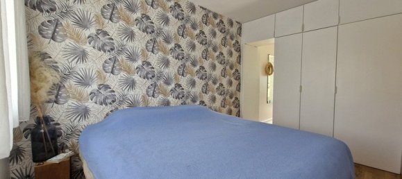 5 bedrooms House in Etampes, France No. 198413 22