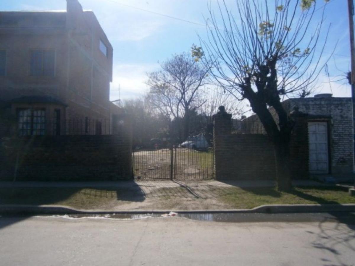 Grundstück in San Miguel, Argentina, Nr. 49114