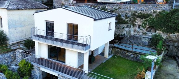 6 rooms Apartment in Laglio, Italy No. 152447 22