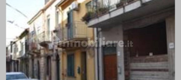 5 غرف نوم شقة في Barcellona Pozzo di Gotto, Italy رقم 317732 11