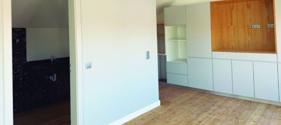 3 Schlafzimmer Doppelhaus in Cascais, Portugal, Nr. 118537 3