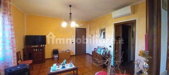 3 Schlafzimmer Wohnung in Castiglione delle Stiviere, Italy, Nr. 187881 6