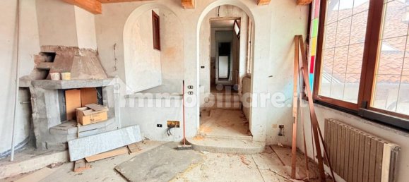 2 Schlafzimmer Haus in Cesano Maderno, Italy, Nr. 378984 2