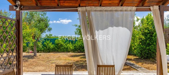 Villa de 8 habitaciónes en Valenzano, Italy No. 279584 2