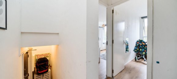 3 bedrooms Apartment in London, United Kingdom No. 7640 21