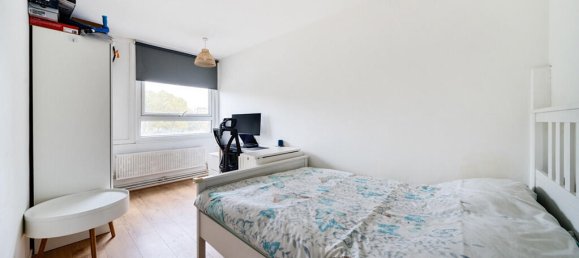 3 bedrooms Apartment in London, United Kingdom No. 7640 18