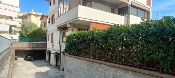 Квартира с 6 спальнями в Монтекатини Терме, Италия № 373870 2