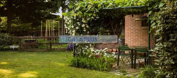 4 Schlafzimmer Villa in Bassano del Grappa, Italy, Nr. 92999 11