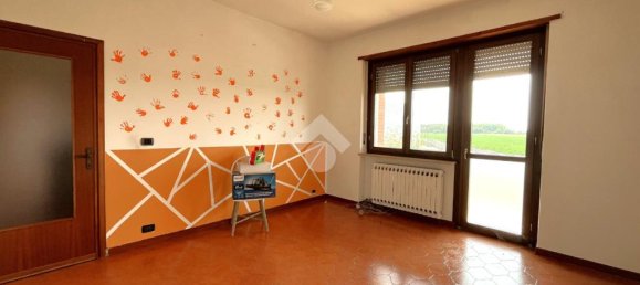 3 bedrooms House in Poirino, Italy No. 299974 7