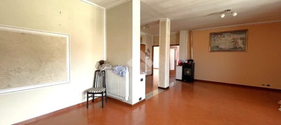 3 bedrooms House in Poirino, Italy No. 299974 6