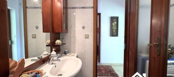 2 bedrooms Apartment in Tovo San Giacomo, Italy No. 306227 34