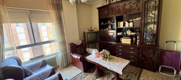 4 bedrooms Apartment in Palencia, Spain No. 181091 6