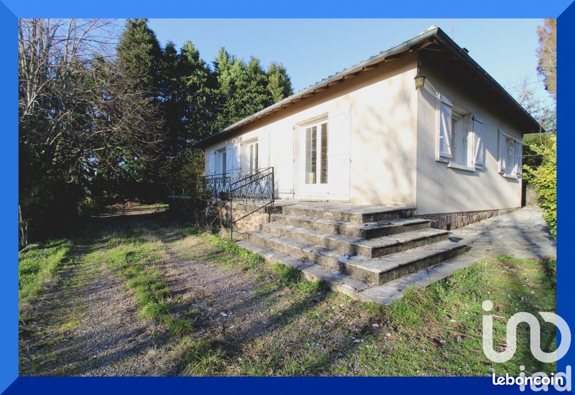 2 bedrooms House in Correze, France No. 102173