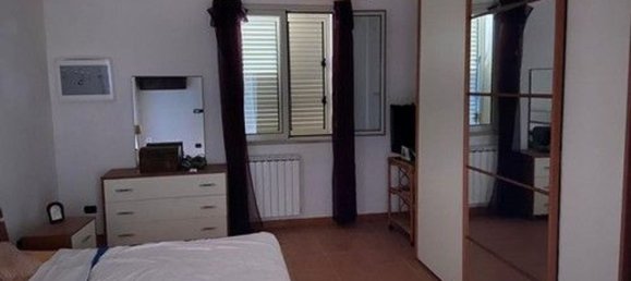 5غرفة منزل ذو طابقين في Augusta, Italy رقم 66577 3