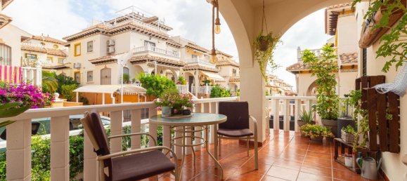 2 bedrooms House in Alicante, Spain No. 181566 2