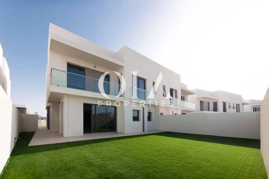 Villa de 4 dormitorios en Yas Island, UAE No. 17489