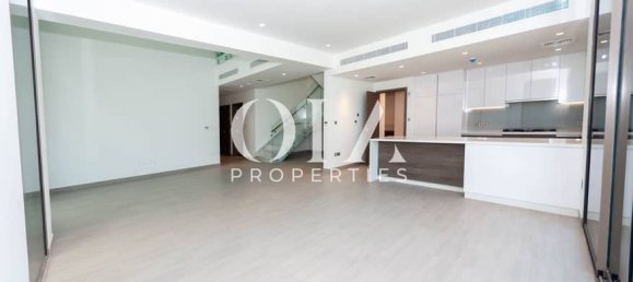 Villa de 4 dormitorios en Yas Island, UAE No. 17489 16