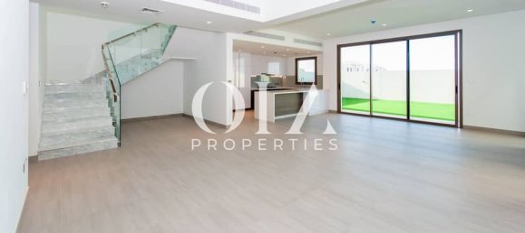 Villa de 4 dormitorios en Yas Island, UAE No. 17489 2