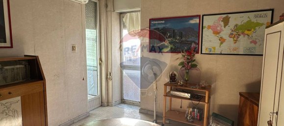 3 rooms Apartment in Catania, Italy No. 273927 10