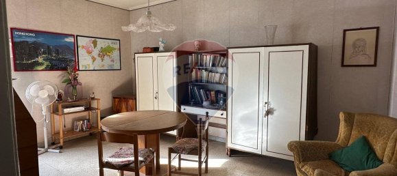 3 rooms Apartment in Catania, Italy No. 273927 9