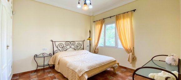 7 Schlafzimmer Villa in Villamartin, Spain, Nr. 4852 29