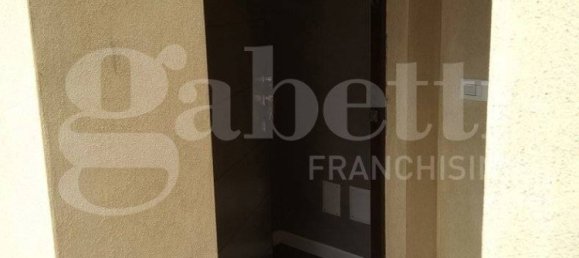 5-Zimmer Gebäude in Codogno, Italy, Nr. 260067 6