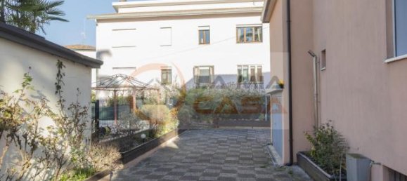 5-salle Maison à Padua, Italy No. 9457 74