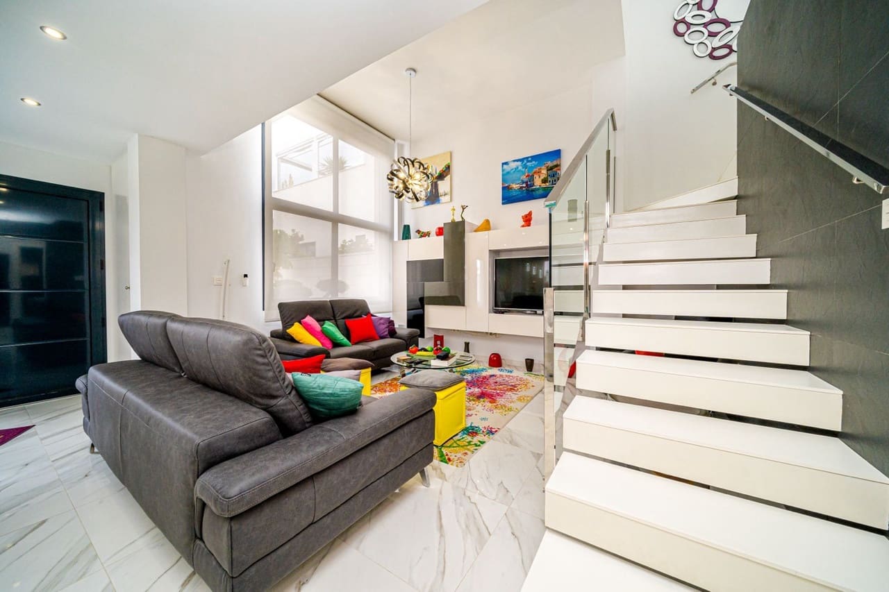 3 bedrooms House in Ciudad Quesada, Spain No. 187939