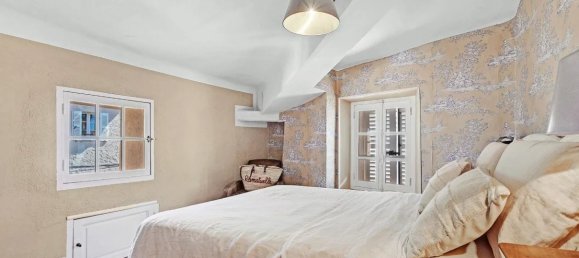 2 bedrooms Commercial property in Ramatuelle, France No. 38292 2