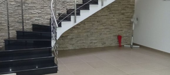 6 rooms House in San Marcellino, Italy No. 271925 27