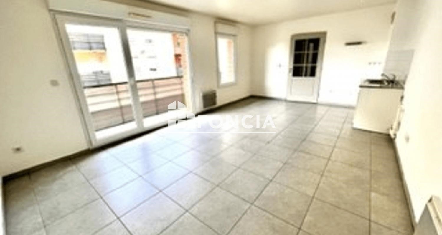 2 غرف نوم شقة في Onnaing, France رقم 92630