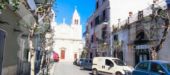 Apartamento de 1 dormitorio en Bari, Italy No. 32719 14