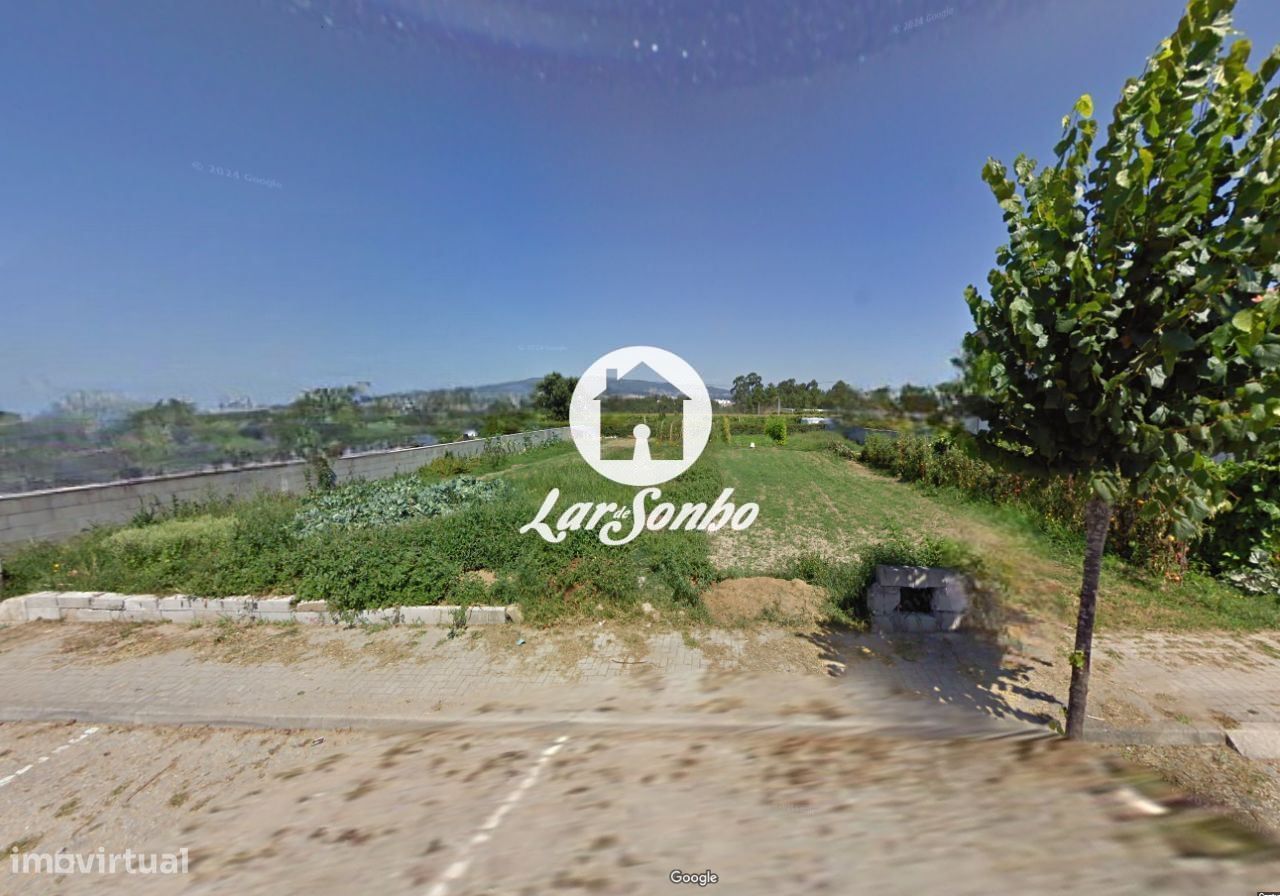 Земельный участок 814м² в Барселуш, Португалия № 318653