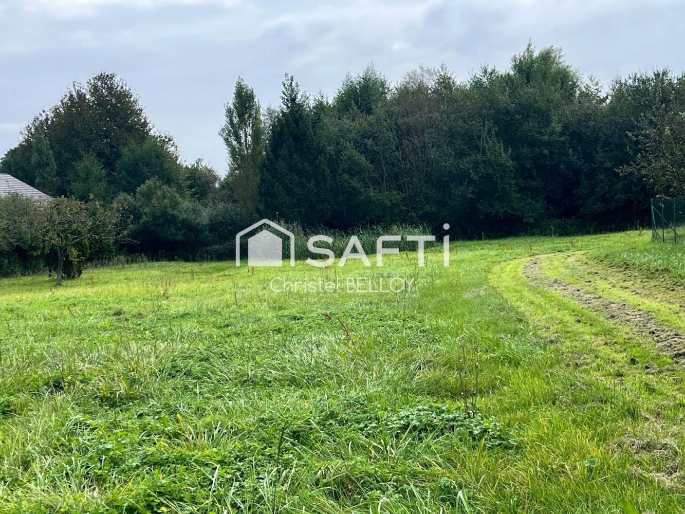 3099m² Land in Hambach, France No. 238334