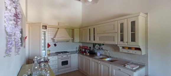 3 bedrooms Apartment in Udine, Italy No. 326654 7