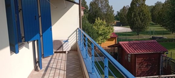 3 bedrooms Apartment in Udine, Italy No. 326654 8