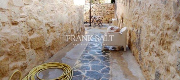 Таунхаус с 5 спальнями в Сент-Джулианс, Мальта № 1354 8