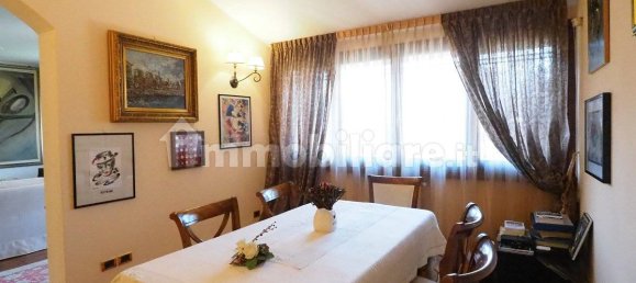 Villa de 3 dormitorios en Inzago, Italy No. 7983 2