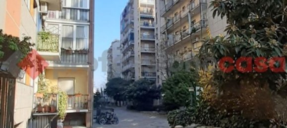Apartamento de 2 habitaciónes en Cologno Monzese, Italy No. 25637 60