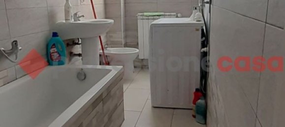 Apartamento de 2 habitaciónes en Cologno Monzese, Italy No. 25637 61