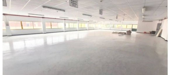 1550m² Warehouse in Settingiano, Italy No. 374756 12