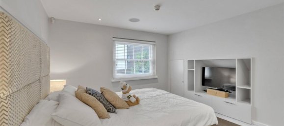 Apartamento de 3 dormitorios en St Johns Wood, United Kingdom No. 7428 11